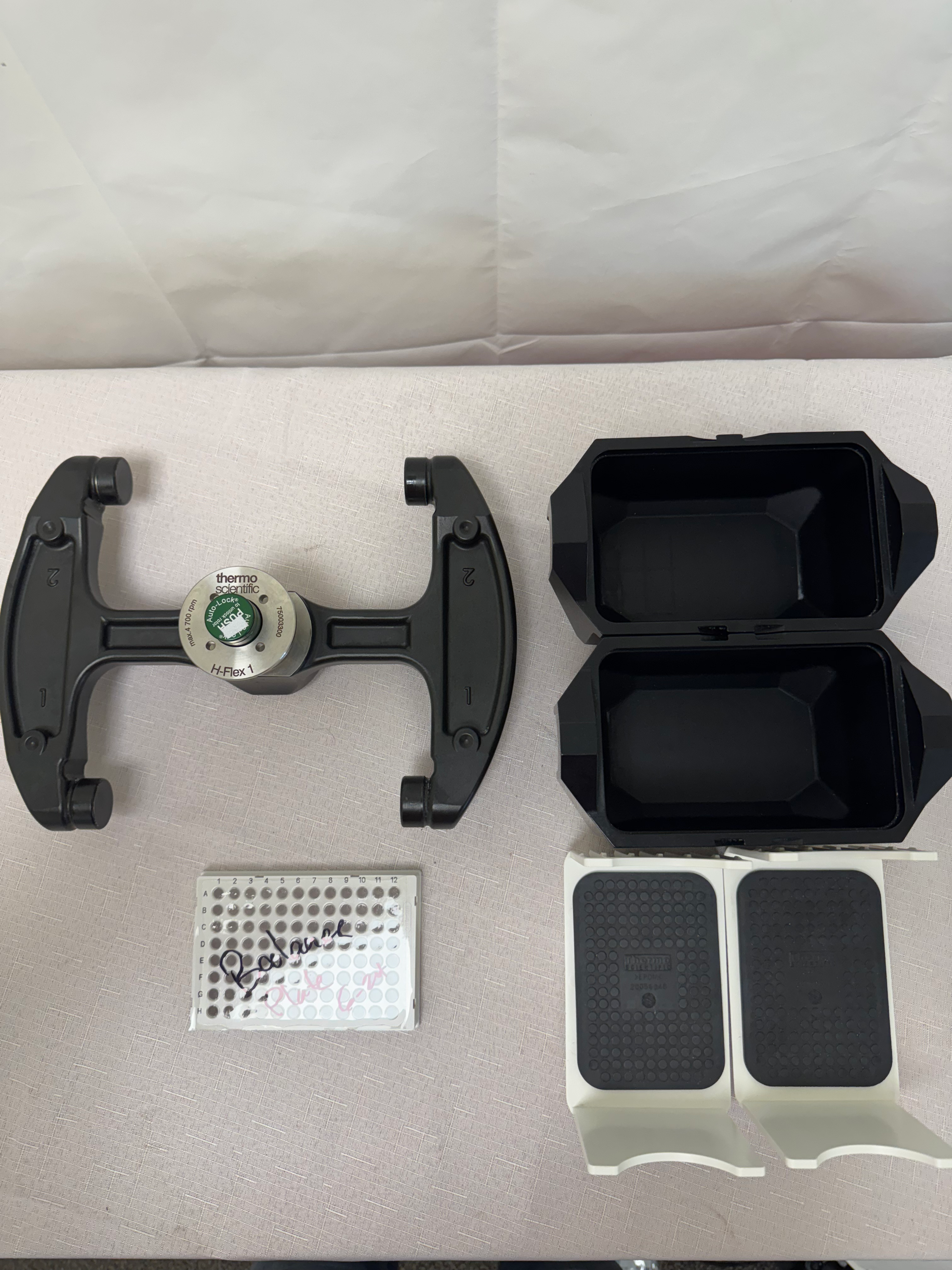 Thermo H-Flex 1 centrifuge Rotor with buckets and microplate adaptors