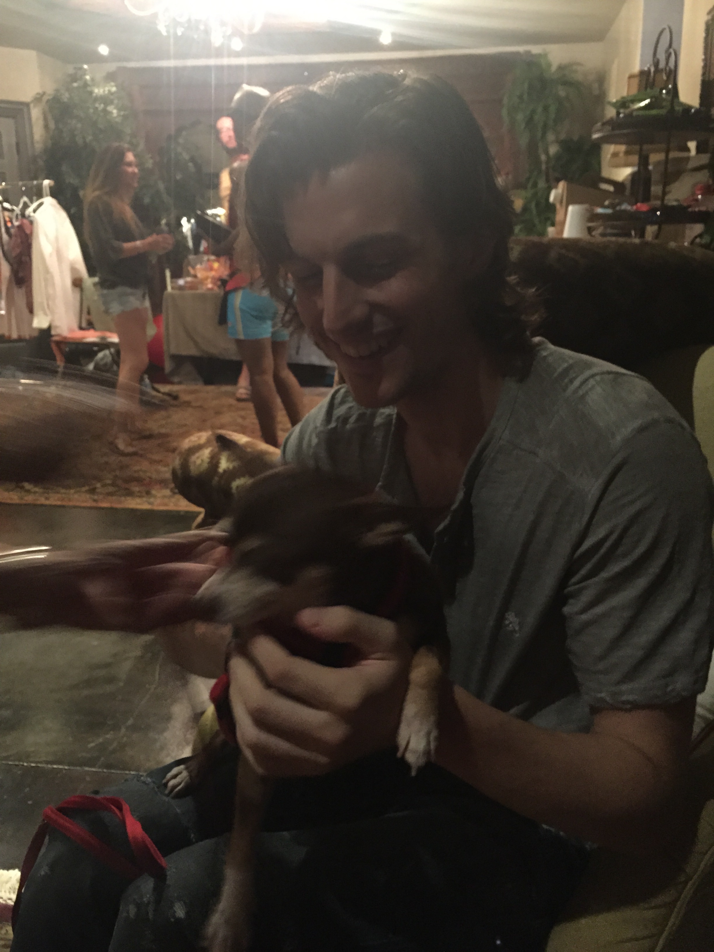 Ahhhh, a puppy!
