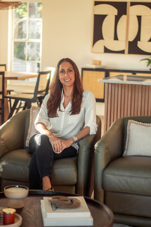 Anhara Moreno - Naples Home Organizer and Decorator.