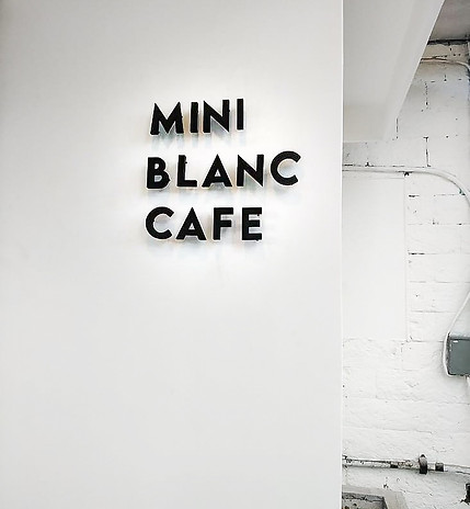 Acrylic Build Up Mini_Blanc Coffee-1.JPG