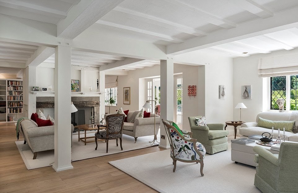 2D235AF500000578-3261969-The_home_is_being_described_as_a_delightful_country_home_and_has-