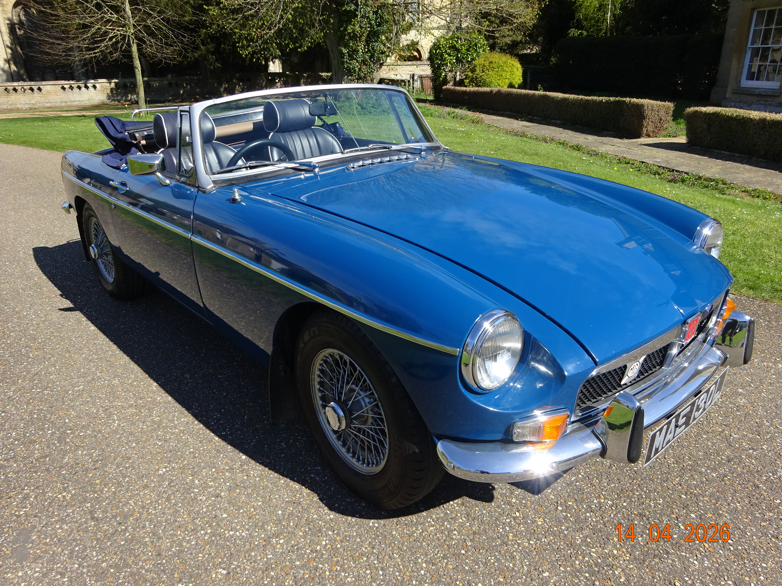 1972 mgb roadster