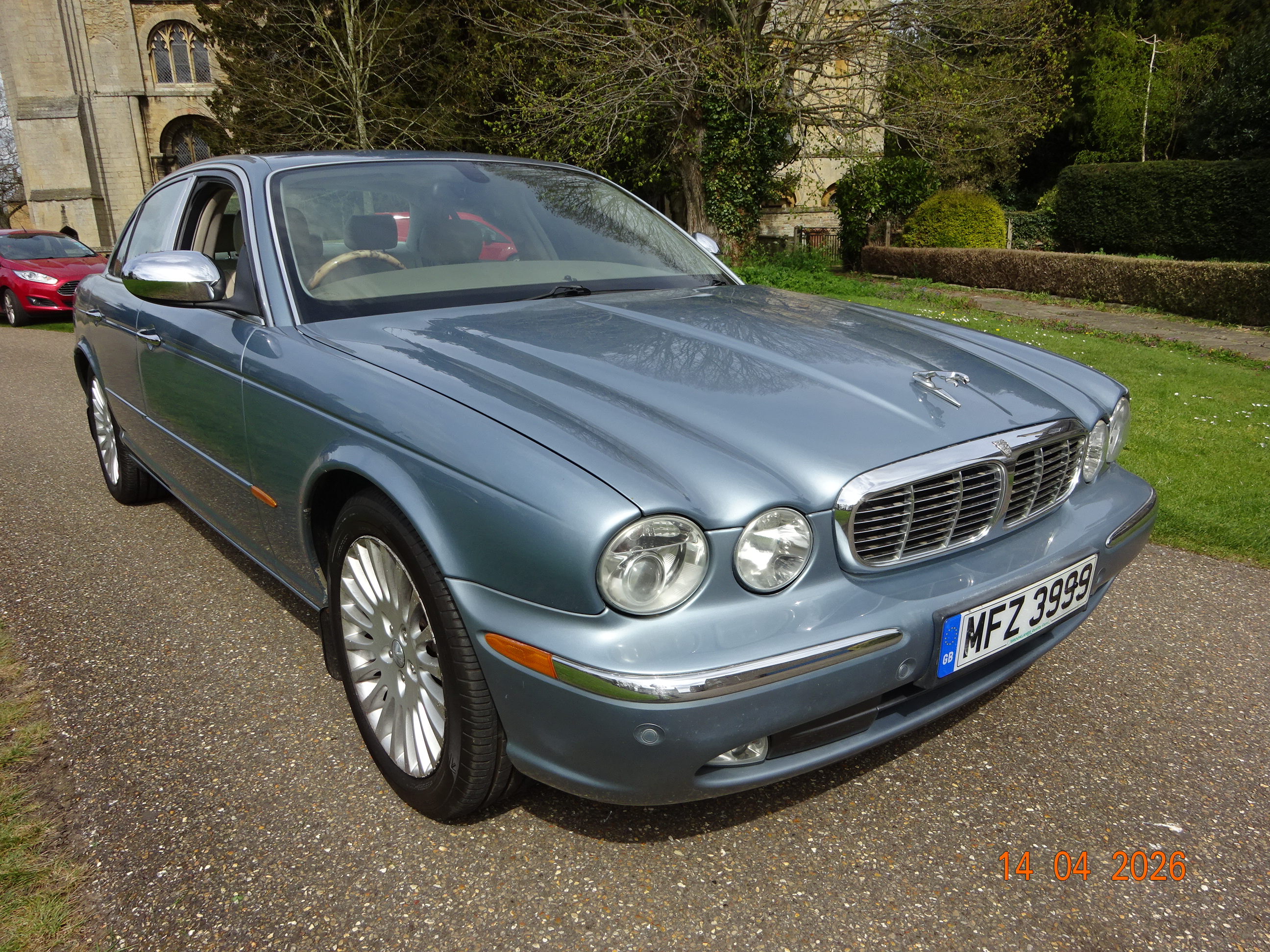 2003 jaguar xj8 se