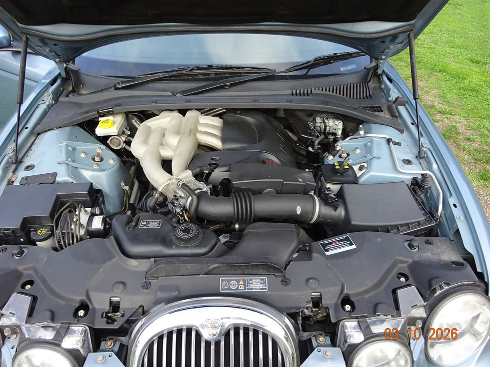 2002 Jaguar S type (9)