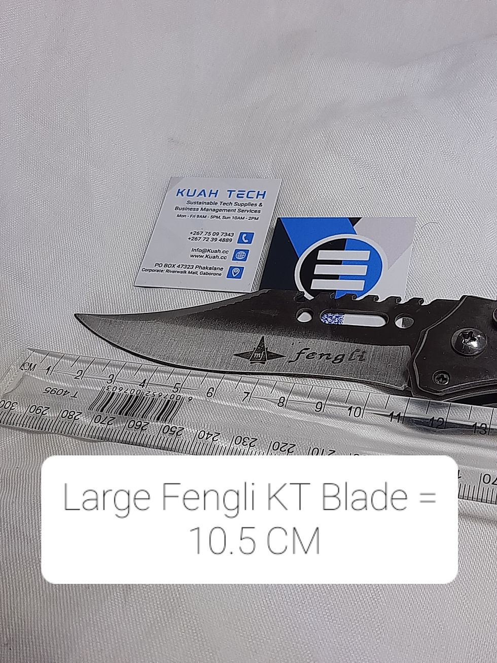 Thumbnail: Large Fengli Survival Knife and Light