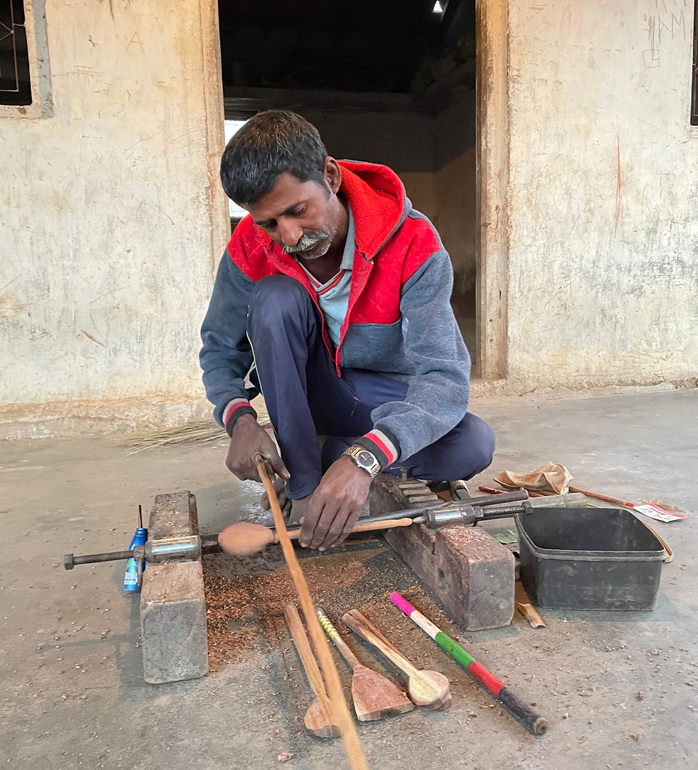 Lalji, one of the lacquerware artisans of the Vadha community in Nirona - Photo @ Siân Warren
