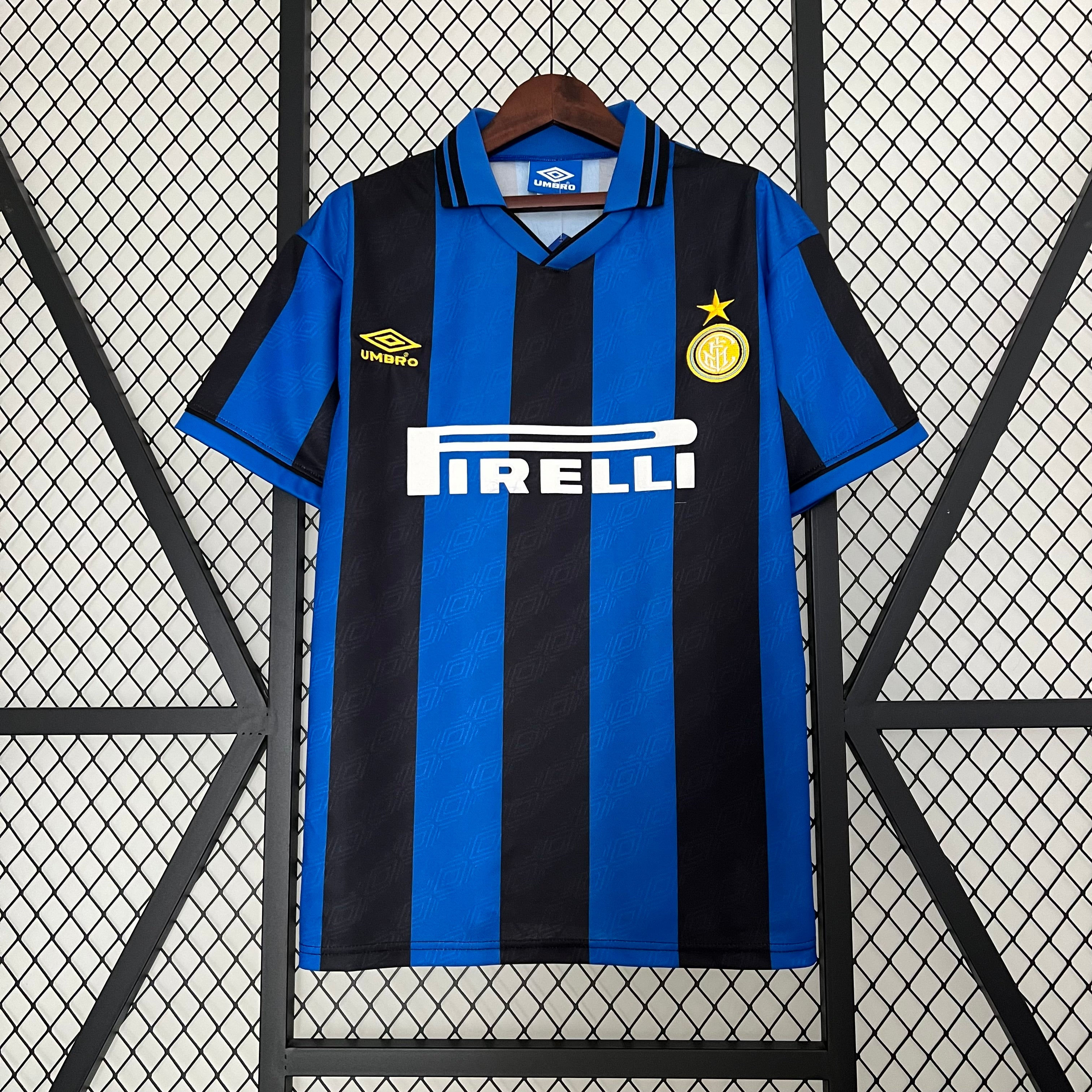 1ºEquipación retro Inter de Milán 1995