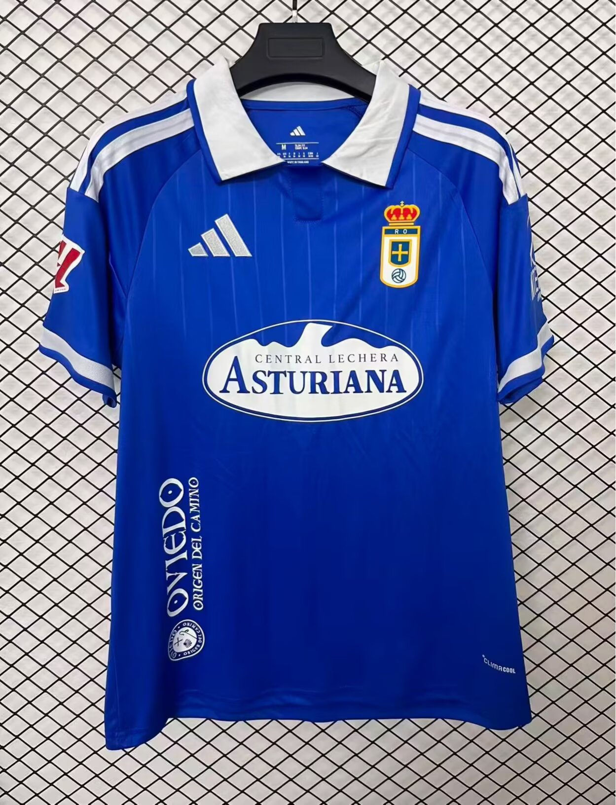 1º Equipación Oviedo 26-27