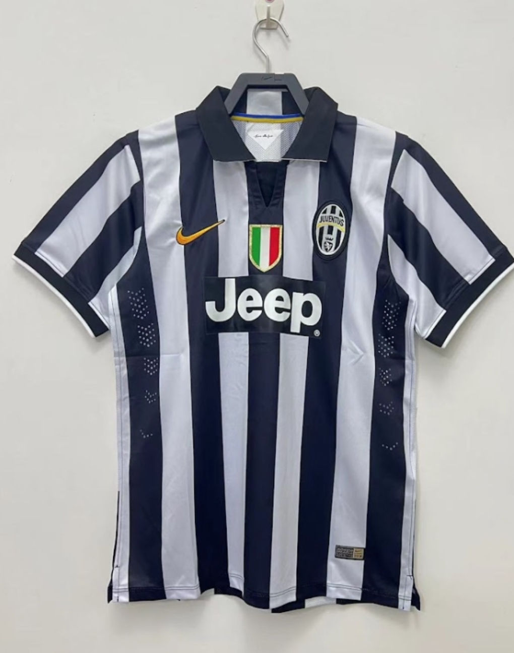 1ºEquipación retro Juventus 2014