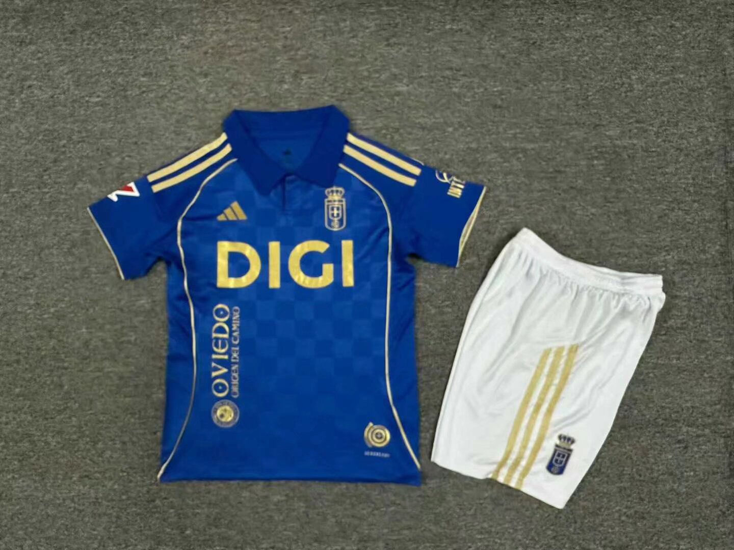 1ºEquipación niño Oviedo 25-26