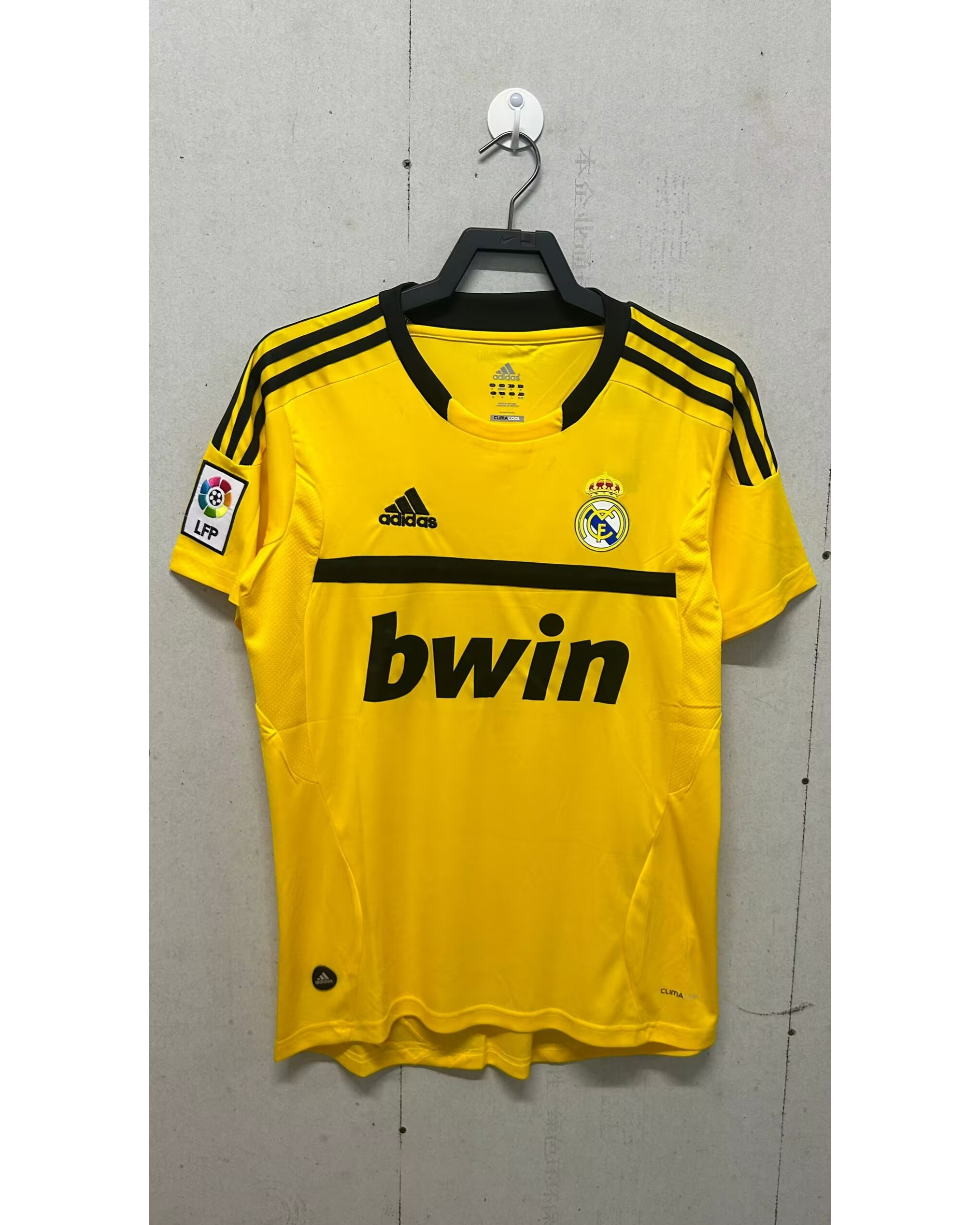 Equipación retro portero Real Madrid CF 2010