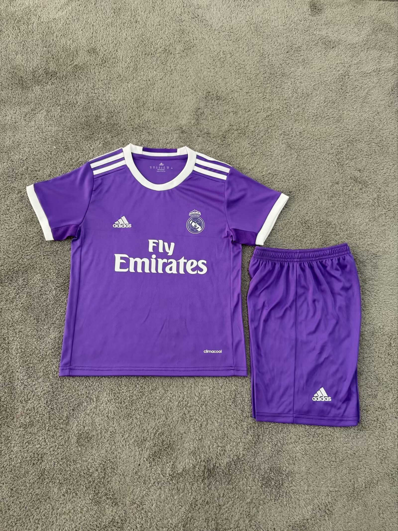 2ºEquipación retro niño Real Madrid 2016
