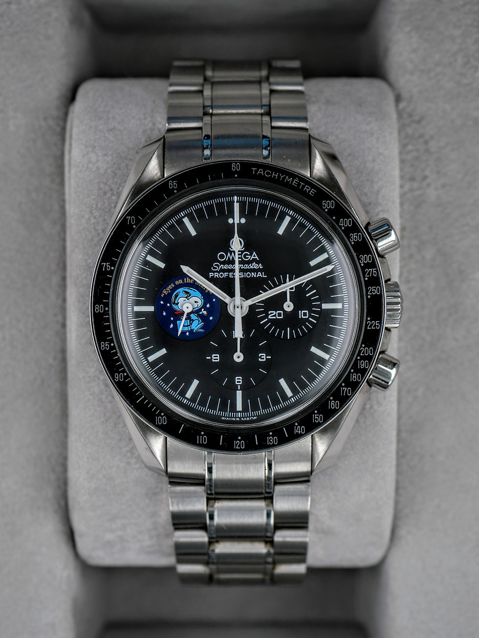 Thumbnail: Omega Speedmaster Professional Snoopy