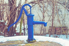 hand-water-pump-retro-style-old-water-pump.jpg