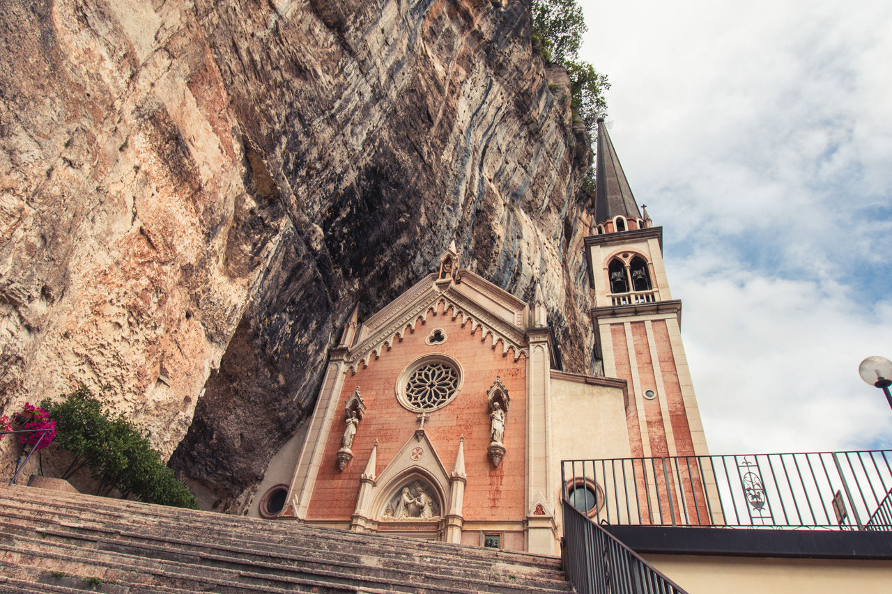 Madonna della Corona