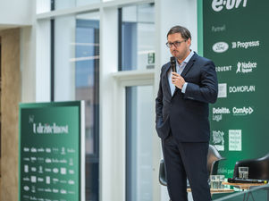 Do tří let bude na všech střechách budov E.ON fotovoltaika