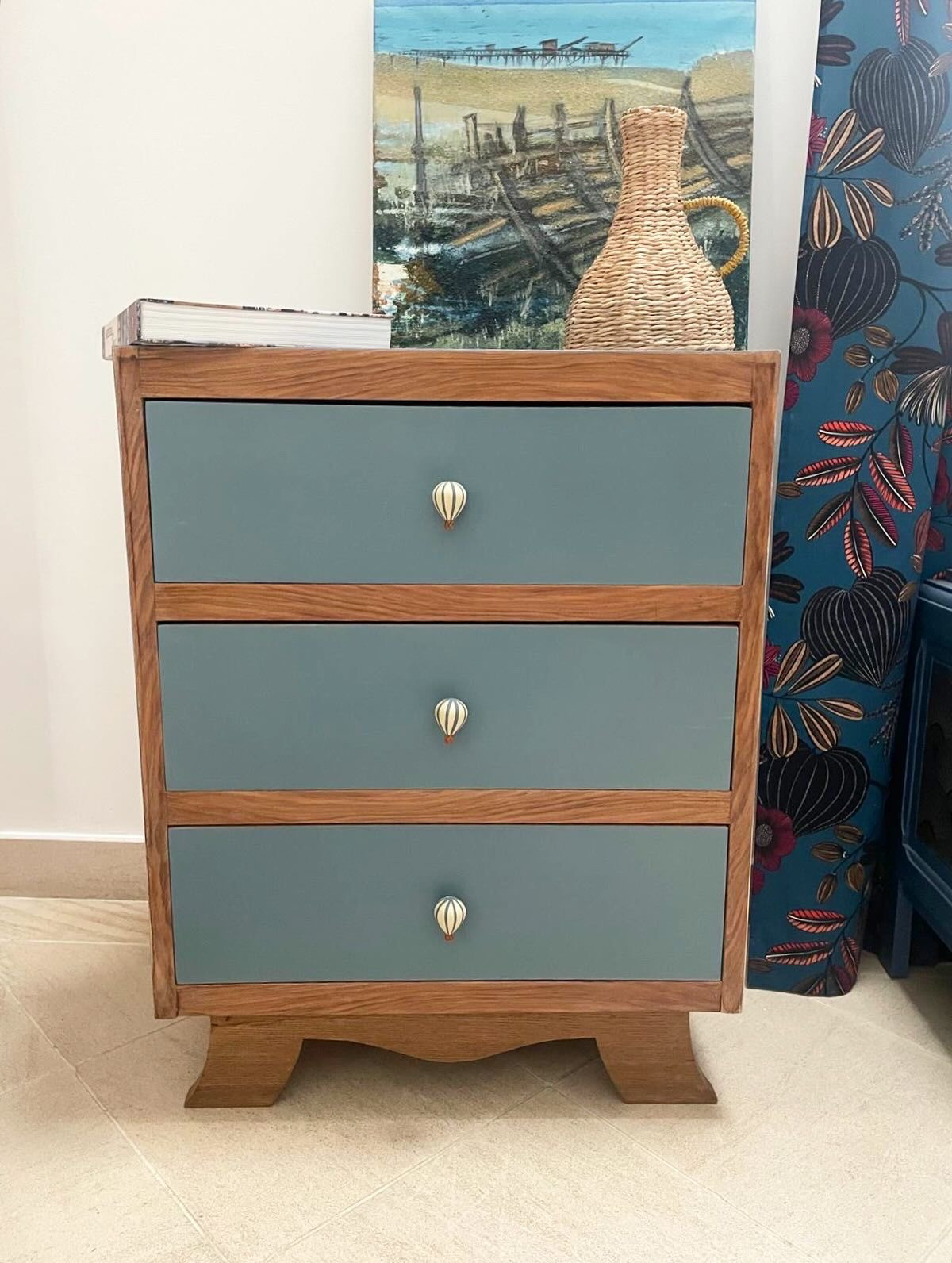 Commode bleue