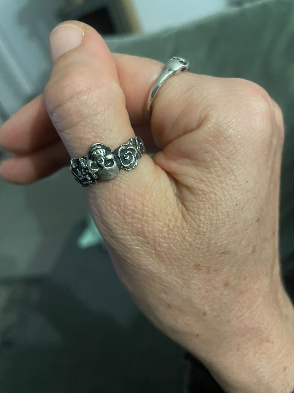 Thumbnail: Skull & Flowers Women Ring - Oxidized 925 sterling silver