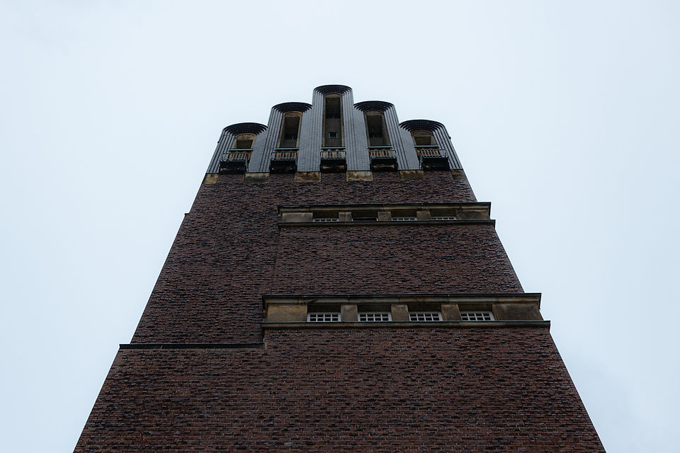 Hochzeitsturm drohnenaufnahme