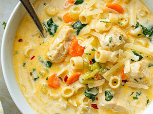 Creamy Chicken Soup with Pasta and Spinach