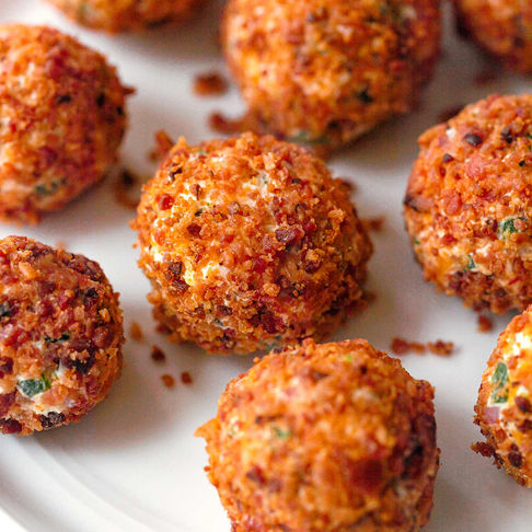 Bacon Jalapeno Popper Cheese Balls