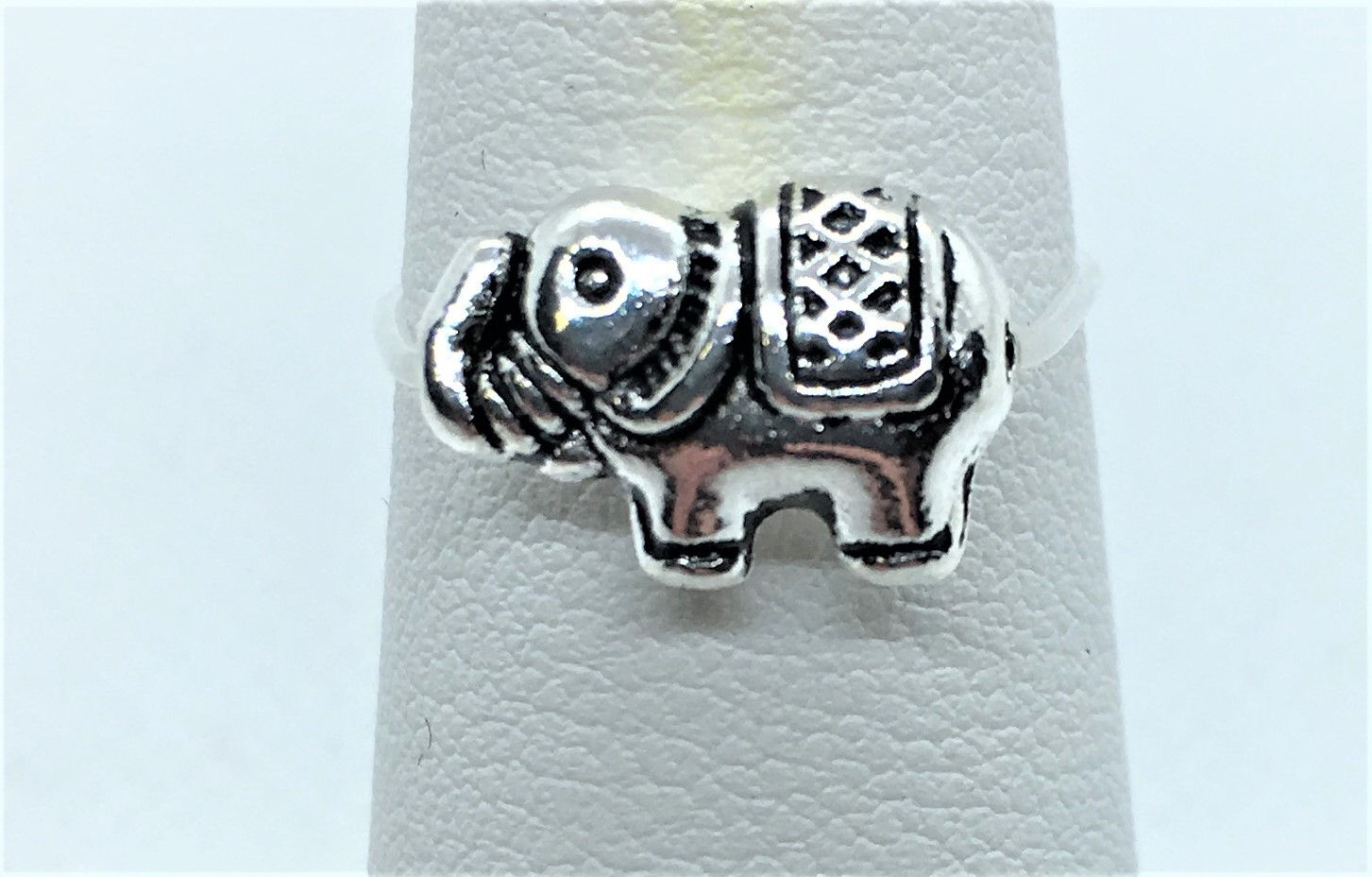Sliver Elephant Stretch Toe Ring
