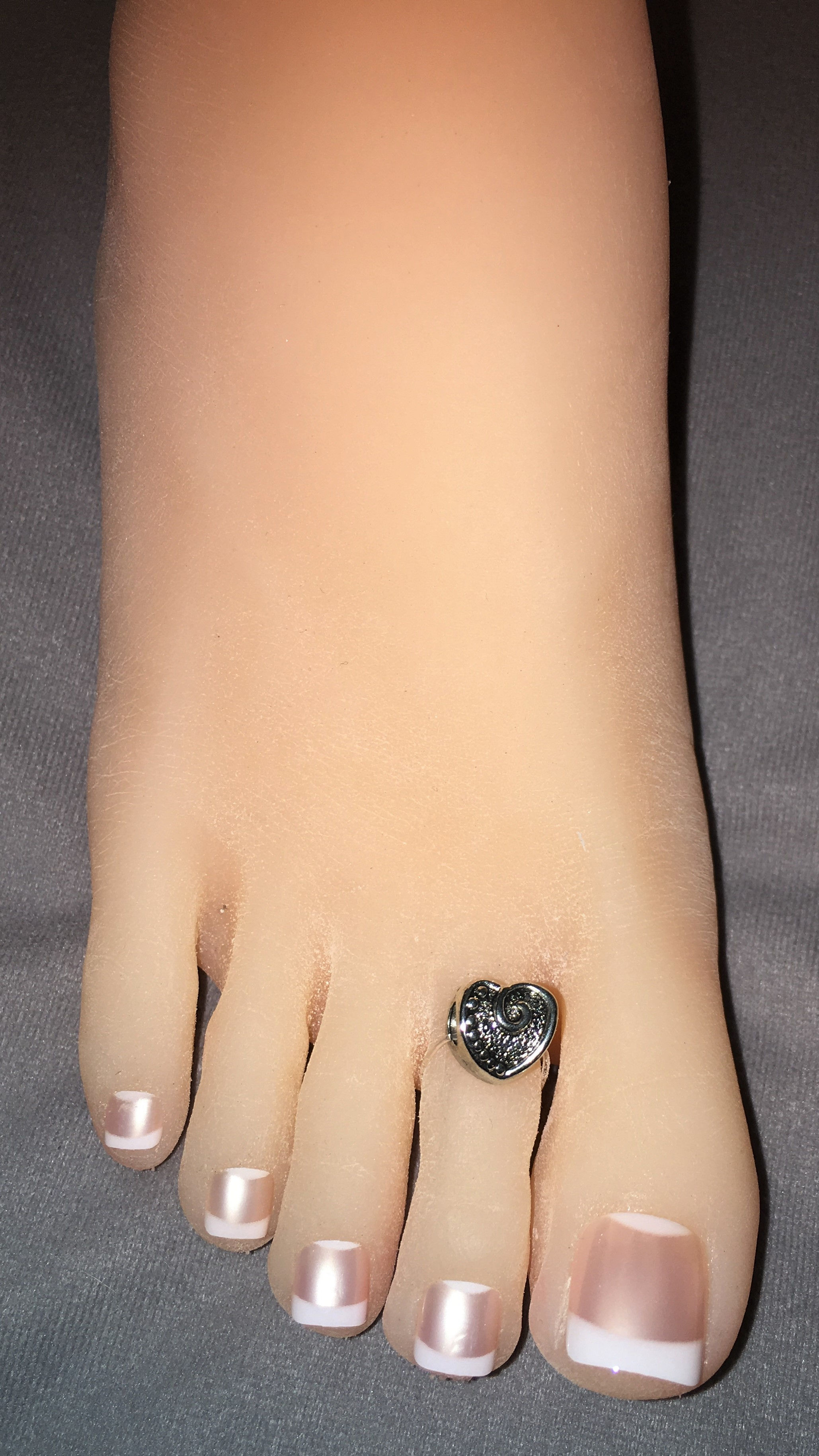 Sliver Heart Stretch Toe Ring