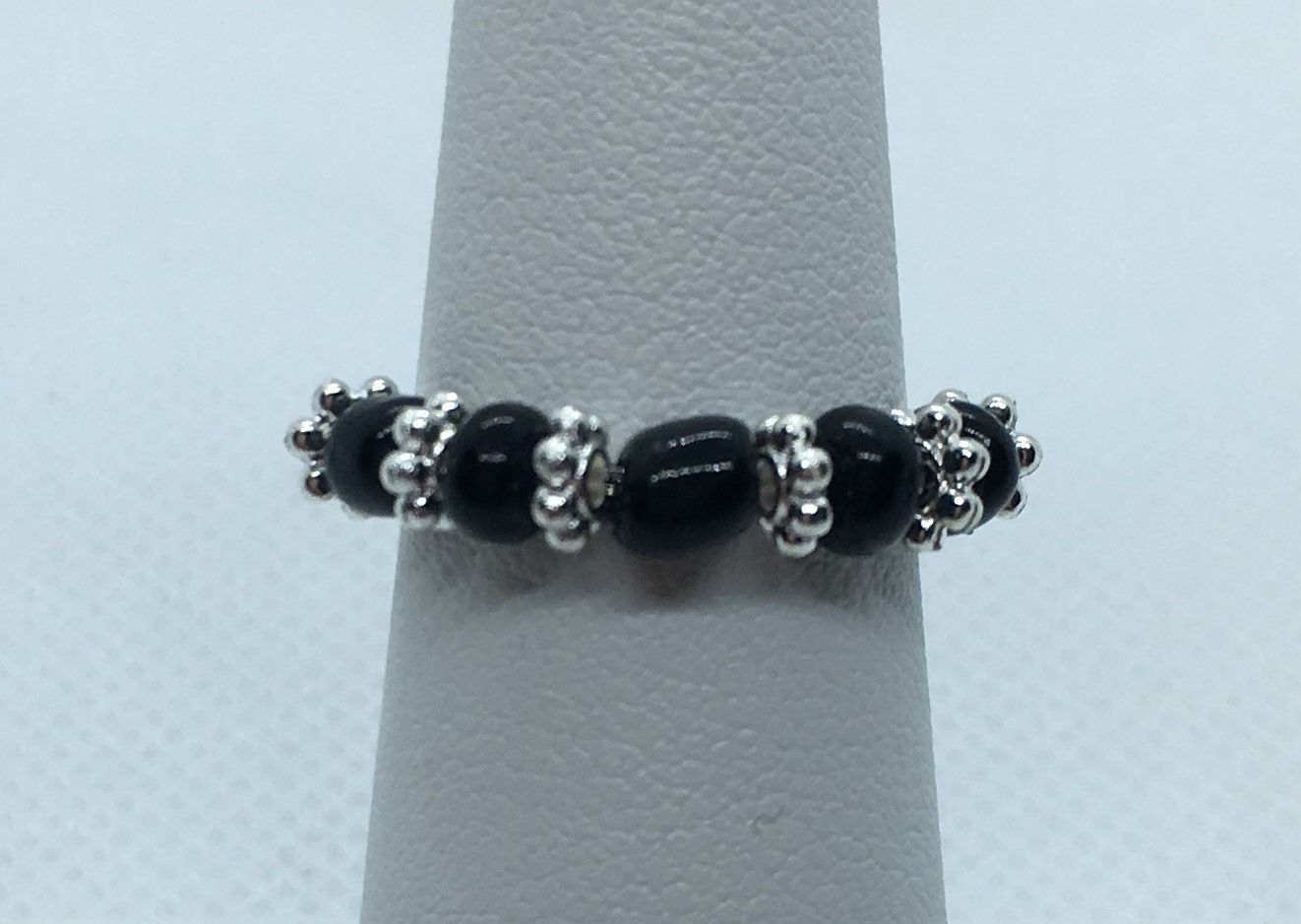 Black and Sliver Stretch Toe Ring