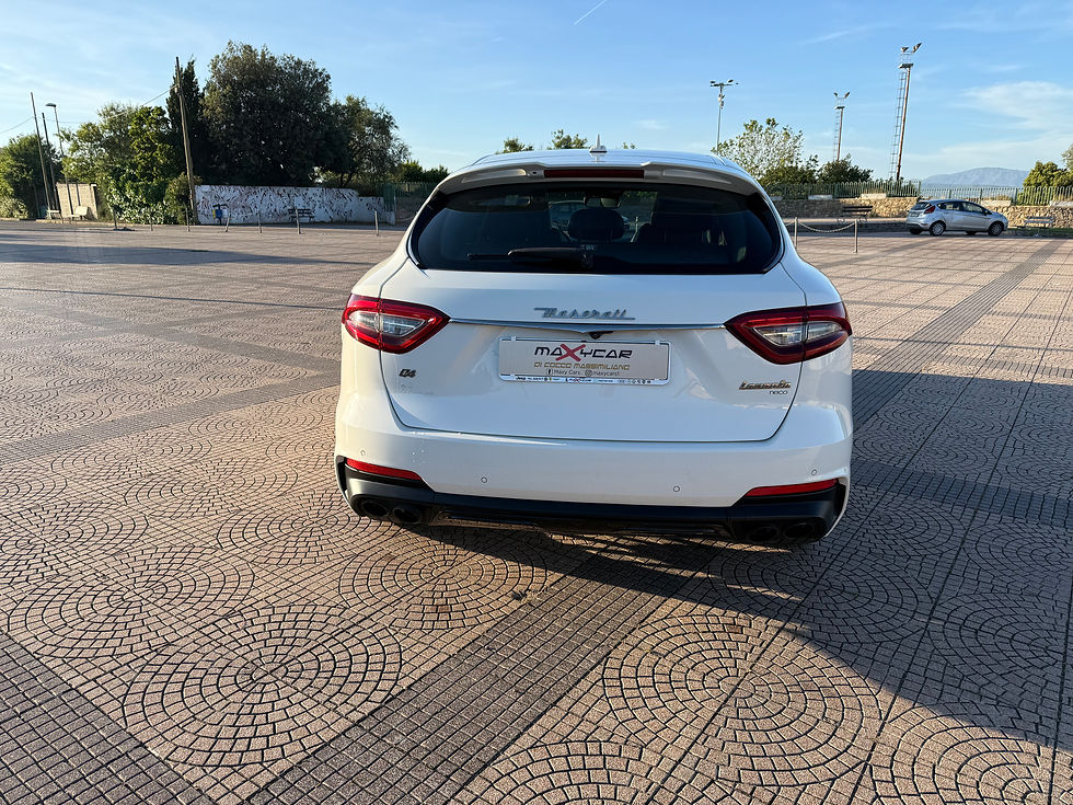 Miniatura: Maserati Levante