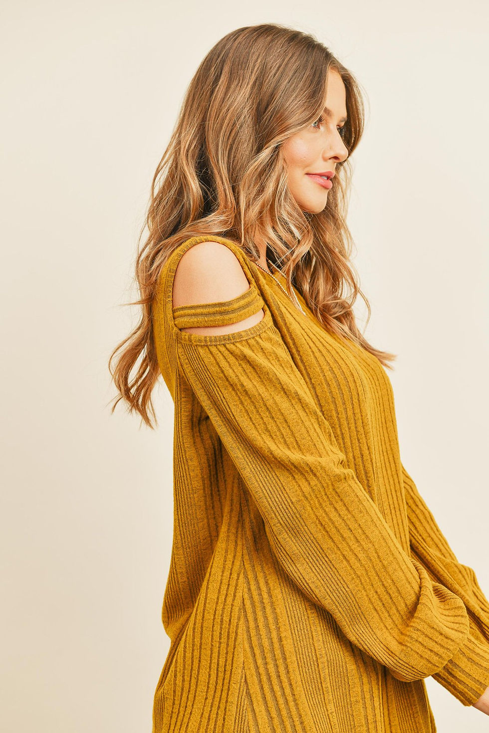 Miniature : Haut côtelé à manches longues et à épaules dénudées