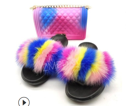 Thumbnail: Fur Slipper & Bag Set