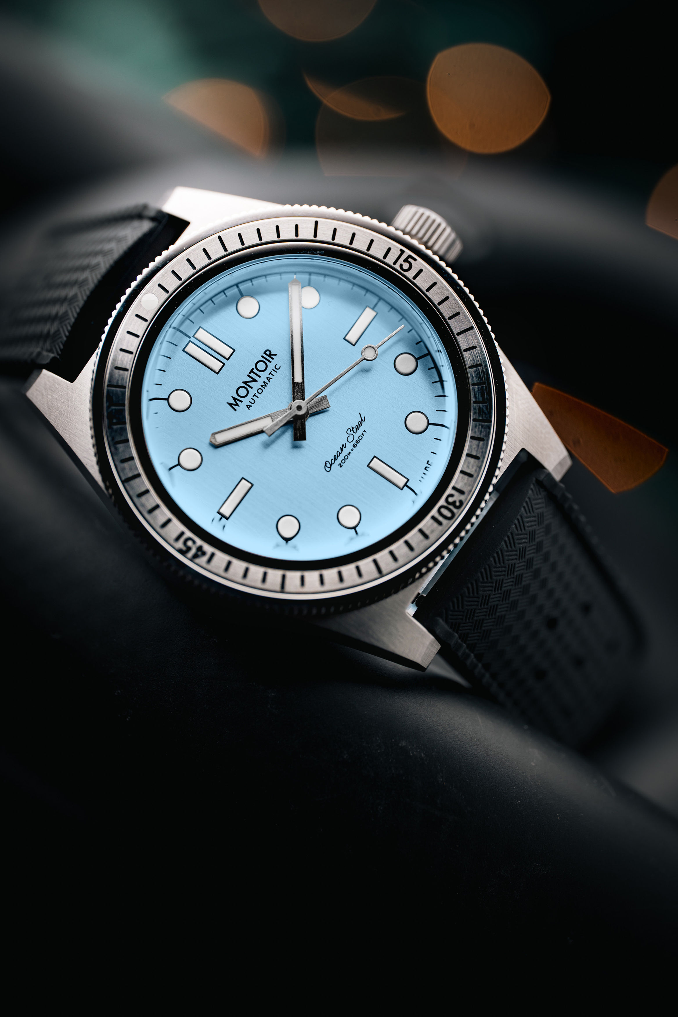 Montoir V2.5 Ocean Steel Sky Blue (Numbered to 50 Pieces Only)