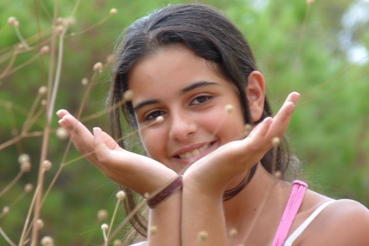 CHLOE PHOTO