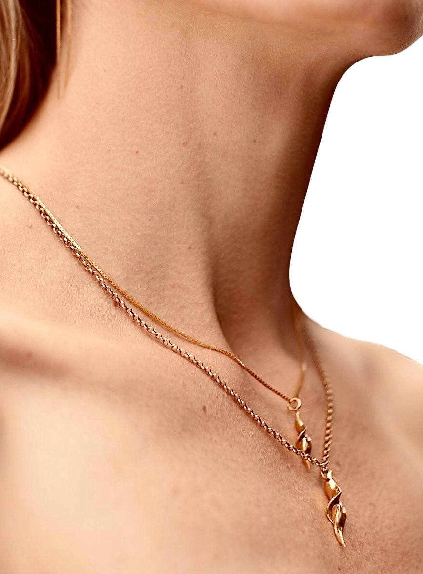 Thumbnail: Divine flame guld halssmykke 