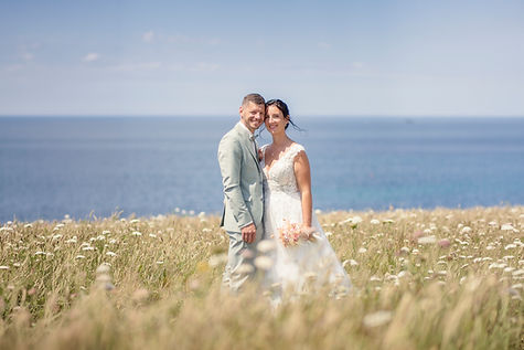 Photographe de mariage en Finistère près de Brest, Solot photos, Solenne Ottmann, Photographe Brest, Photographe Saint Renan , découverte des mariés, first look mariage, séance photo couple mariage, photos naturelles mariage, photographe professionnel mariage Brest, organisation journée mariage, idée moment mariage original, mariage en bord de mer Bretagne, Photographe Milizac, Photographe Plouarzel, Photographe Guilers, Photographe Gouesnou, Photographe Plouzané, Photographe Landivisiau, Photographe Lesneven,  Photographe mariage Brest, Photographe mariage Saint Renan, Photographe mariage  Milizac, Photographe mariage Plouarzel, Photographe mariage Guipavas, Photographe Bourg Blanc, Photographe mariage Bourg Blanc, Photographe Plabennec, Photographe Finistère, Photographe mariage Finistère, Photographe mariage Bretagne, photographe Cote d’Armor, mariage, photos couple, vin d’honneur, cérémonie mariage civil, cérémonie laïque, robe de mariée, photos mariage, séance after day, Ronde rub