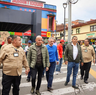 Gobernador de Antioquia en Caldas