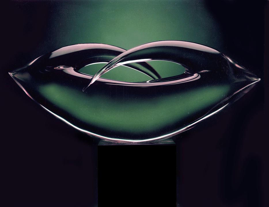 GLASS ART MAGAZINE