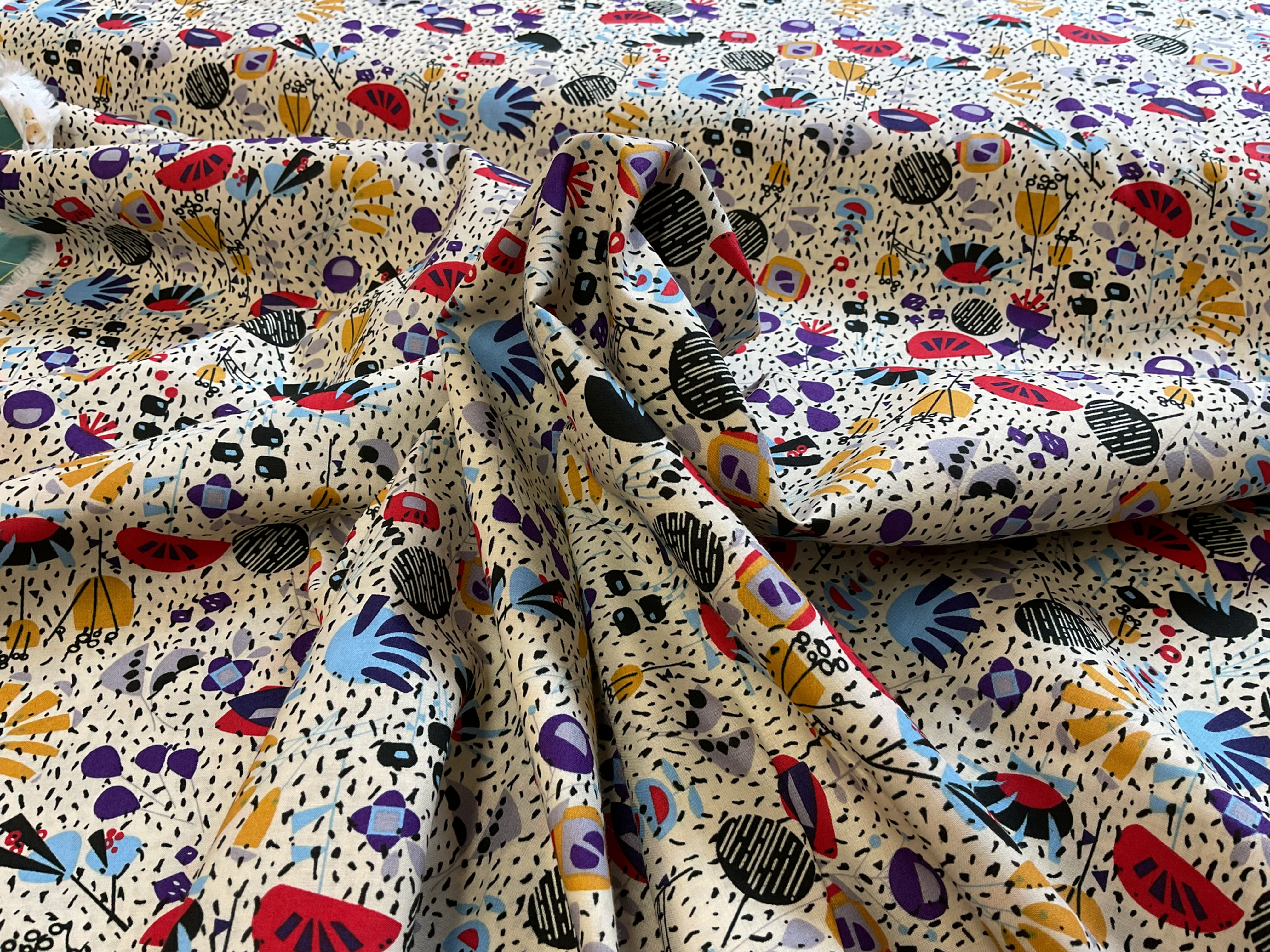 Cotton Lawn Cream/Multi - SI0235C