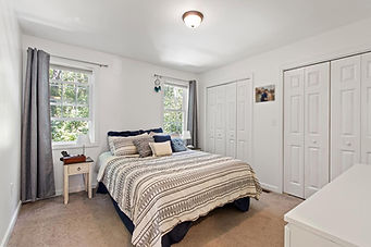 primary bedroom interior real estate photography