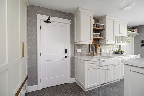 Valleau Cabinetry Centre Laundry-5