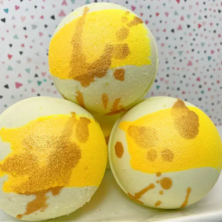 Banana Coconut ~ Bath Bomb