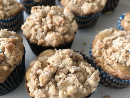 Crumbly Coffee Cake Muffins