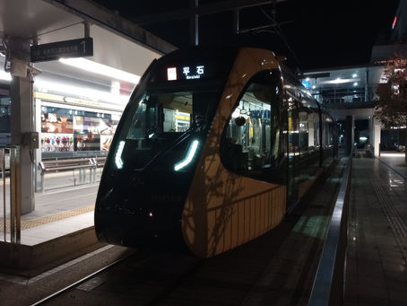 宇都宮LRTとバス停