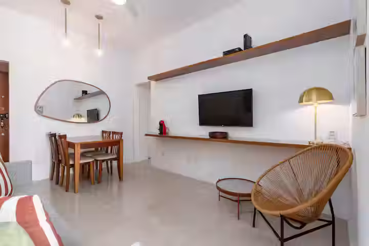 Miniatura: Curta Leblon 41: 2 quartos, equipado e a 7 minutos da praia