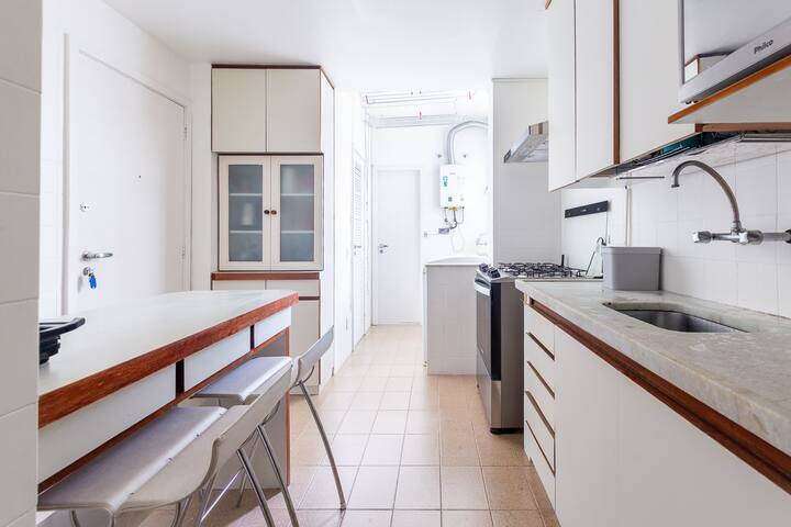 Miniatura: Curta Humaita 00: 2 quartos , renovado e a 15 minutos da Lagoa