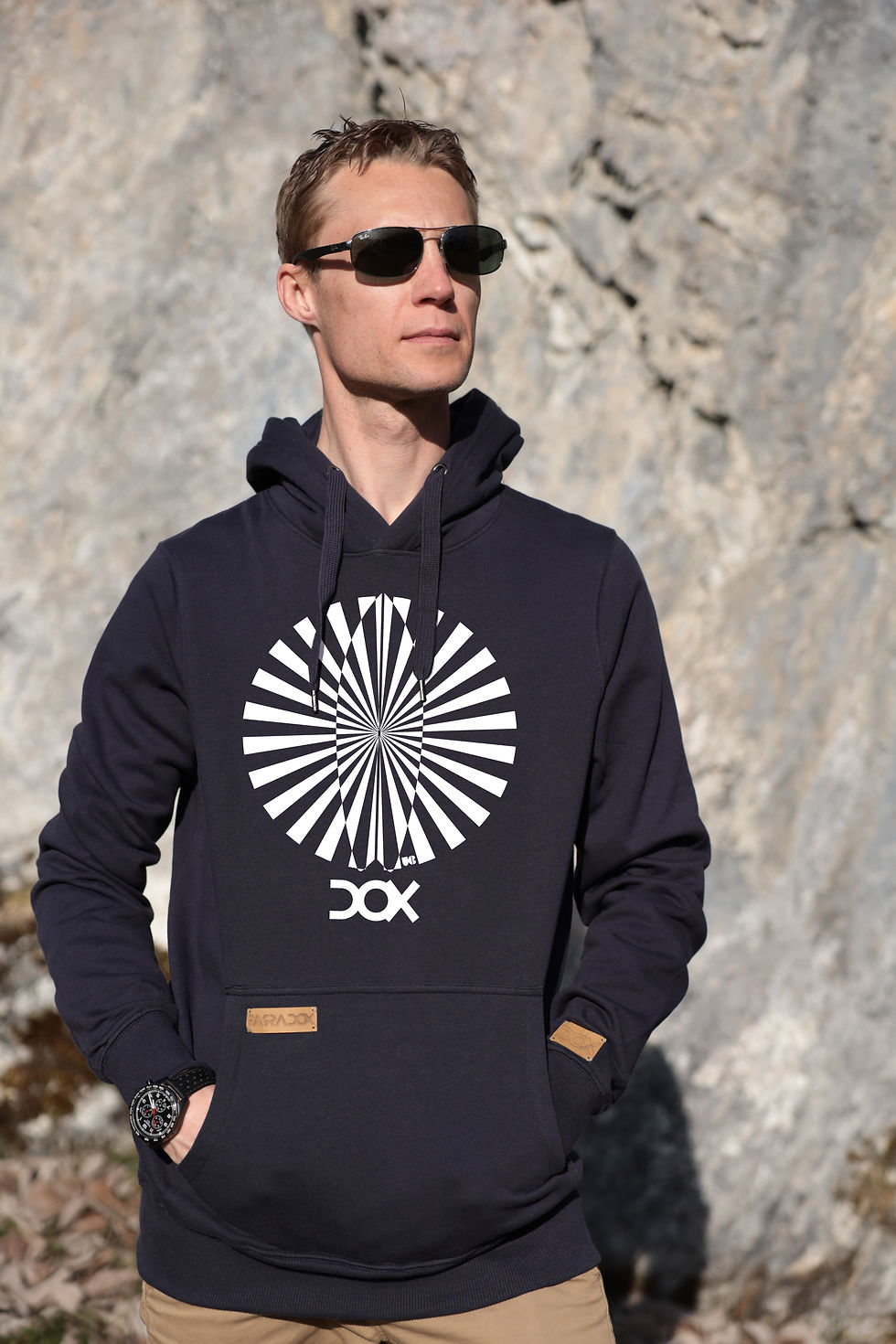 Parradox I Hoodies, T-Shirts, Oversized Shirts I Surf, Skateboarding, Snowboarden, Scootern I Design I Paradox I Nachhaltig I