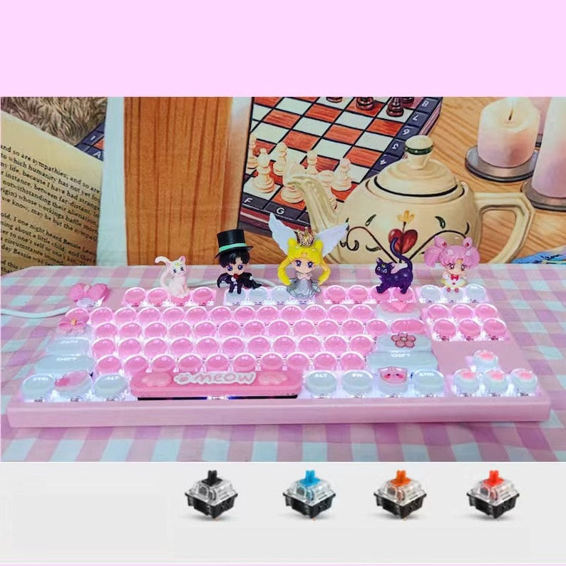 Thumbnail: kawaii custom sailor moon keyboard