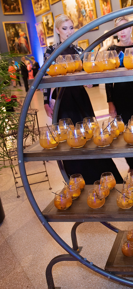 Charred Peach Sangria for hundreds