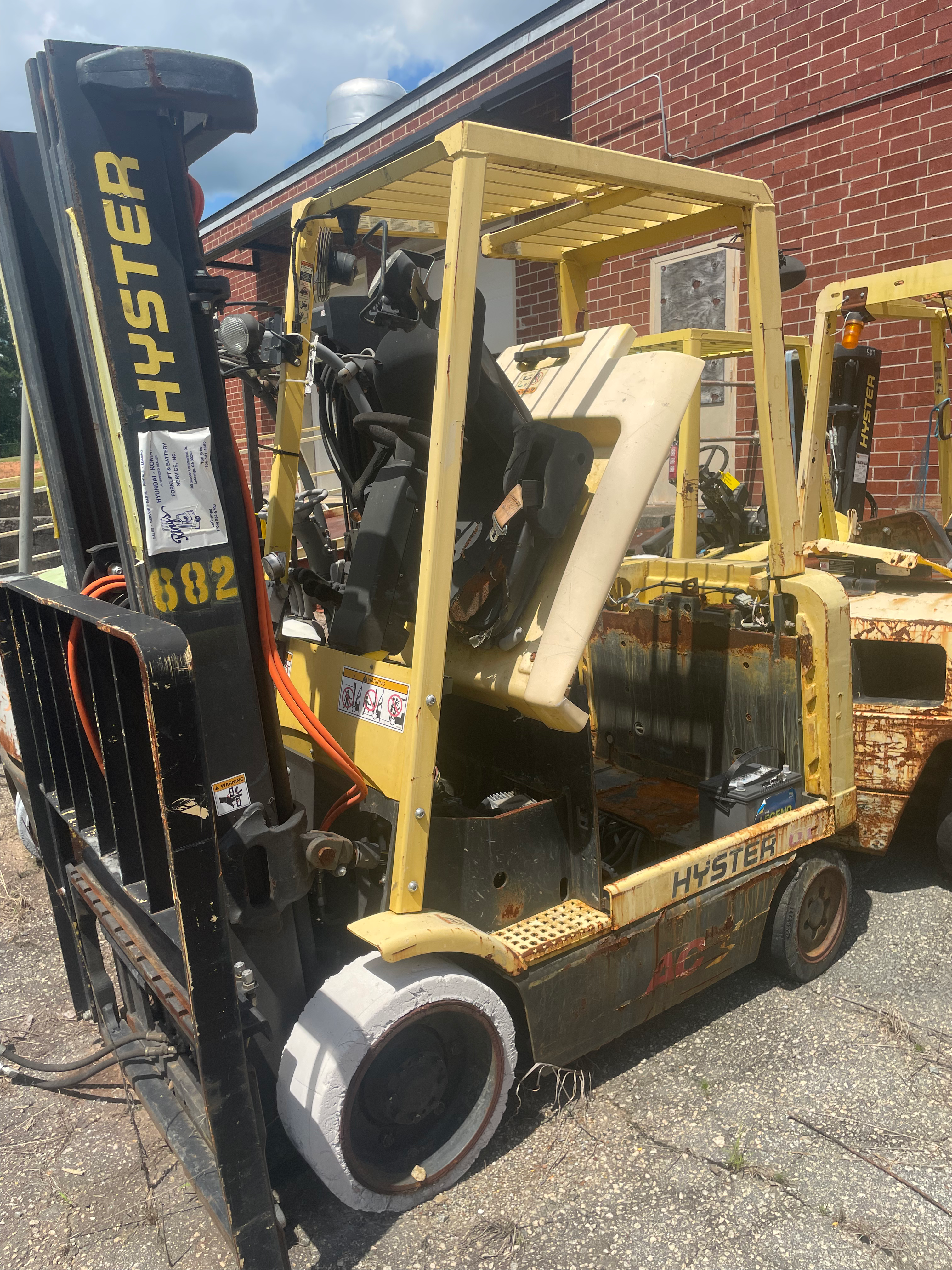 #PE011 Hyster E60Z-33 Electric