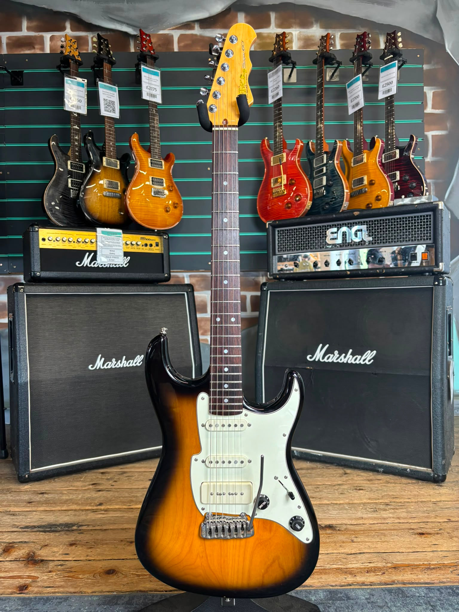 Fret-King Super 60 Sunburst circa.2000’s Electric Guitar